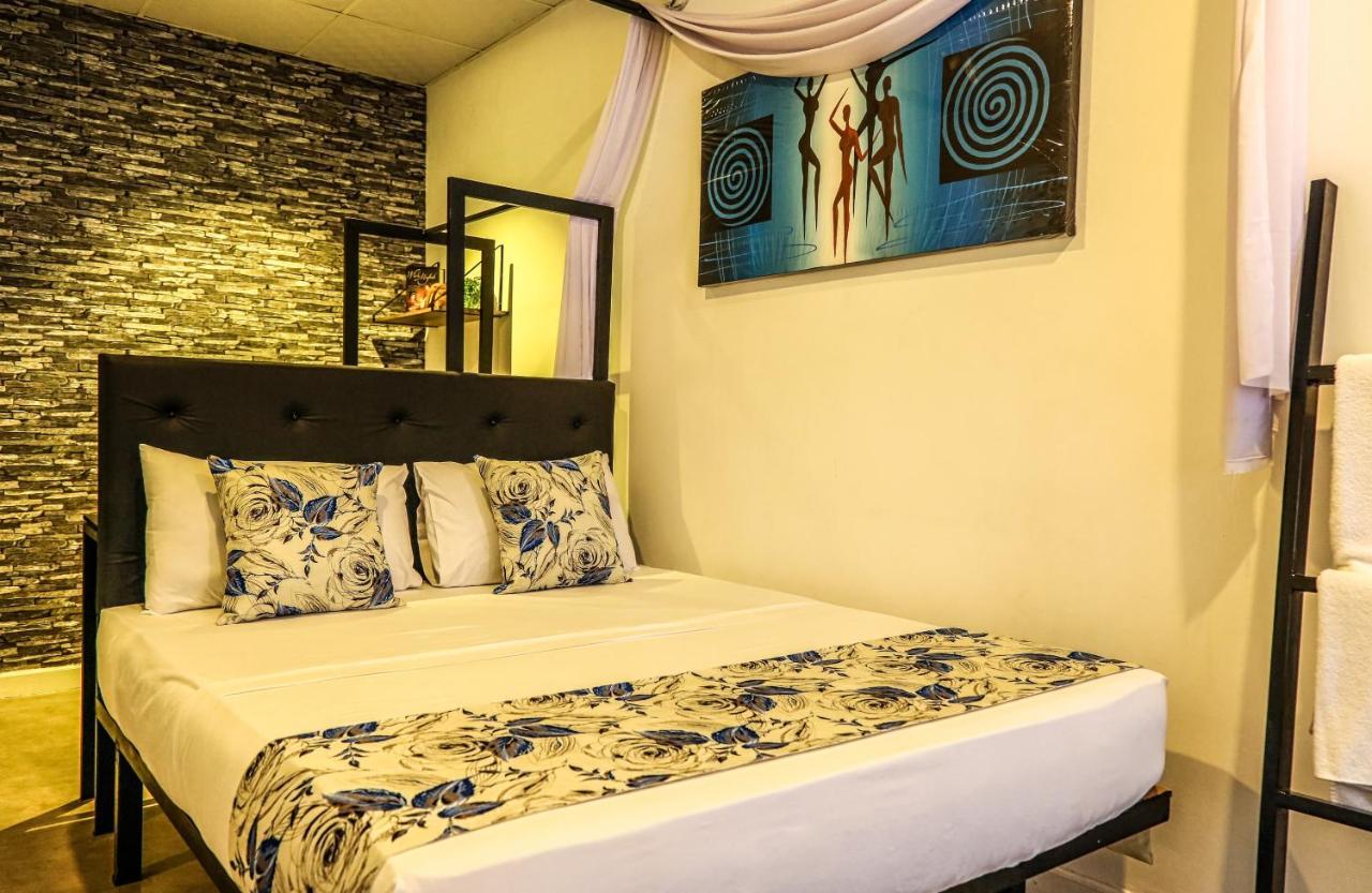 فندق Aria Hills Boutique كاندي المظهر الخارجي الصورة